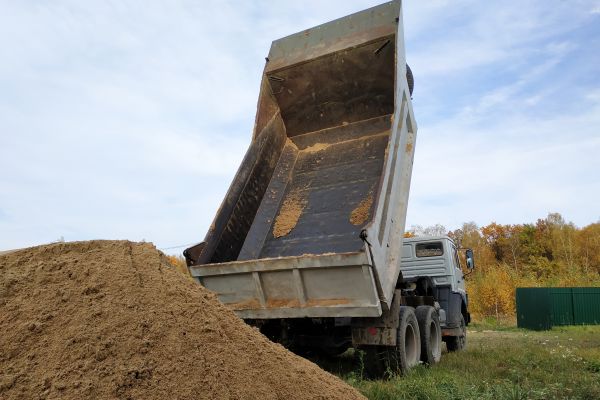 Topsoil Delivery in Brandon