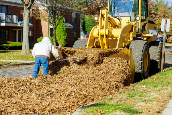 Mulch Hauling in Brandon