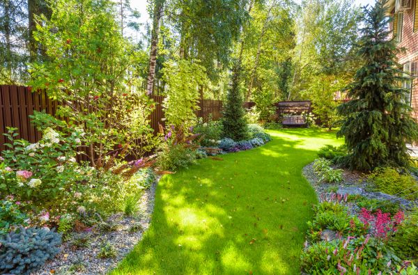 Monthly Garden Maintenance in Brandon